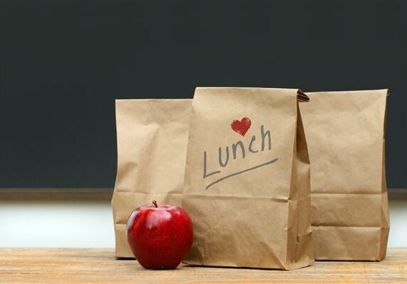 Sack Lunch with Apple shutterstock_32336149
